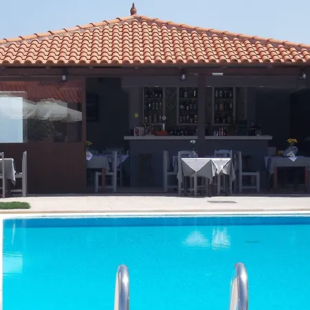 Haridimos 2* Tavronitis (Crete)