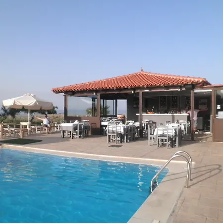Haridimos 2* Tavronitis (Crete)
