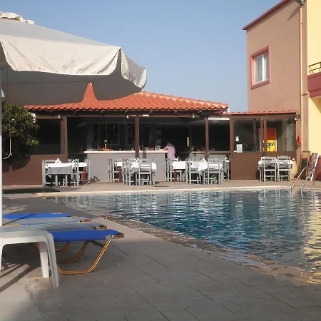 Haridimos 2* Tavronitis (Crete)