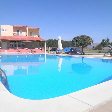 Haridimos 2* Tavronitis (Crete)