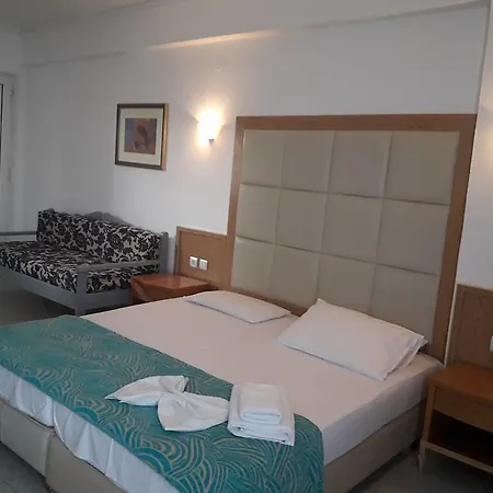 Aparthotel Haridimos Tavronitis (Crete)