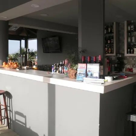Haridimos Aparthotel Tavronitis (Crete)